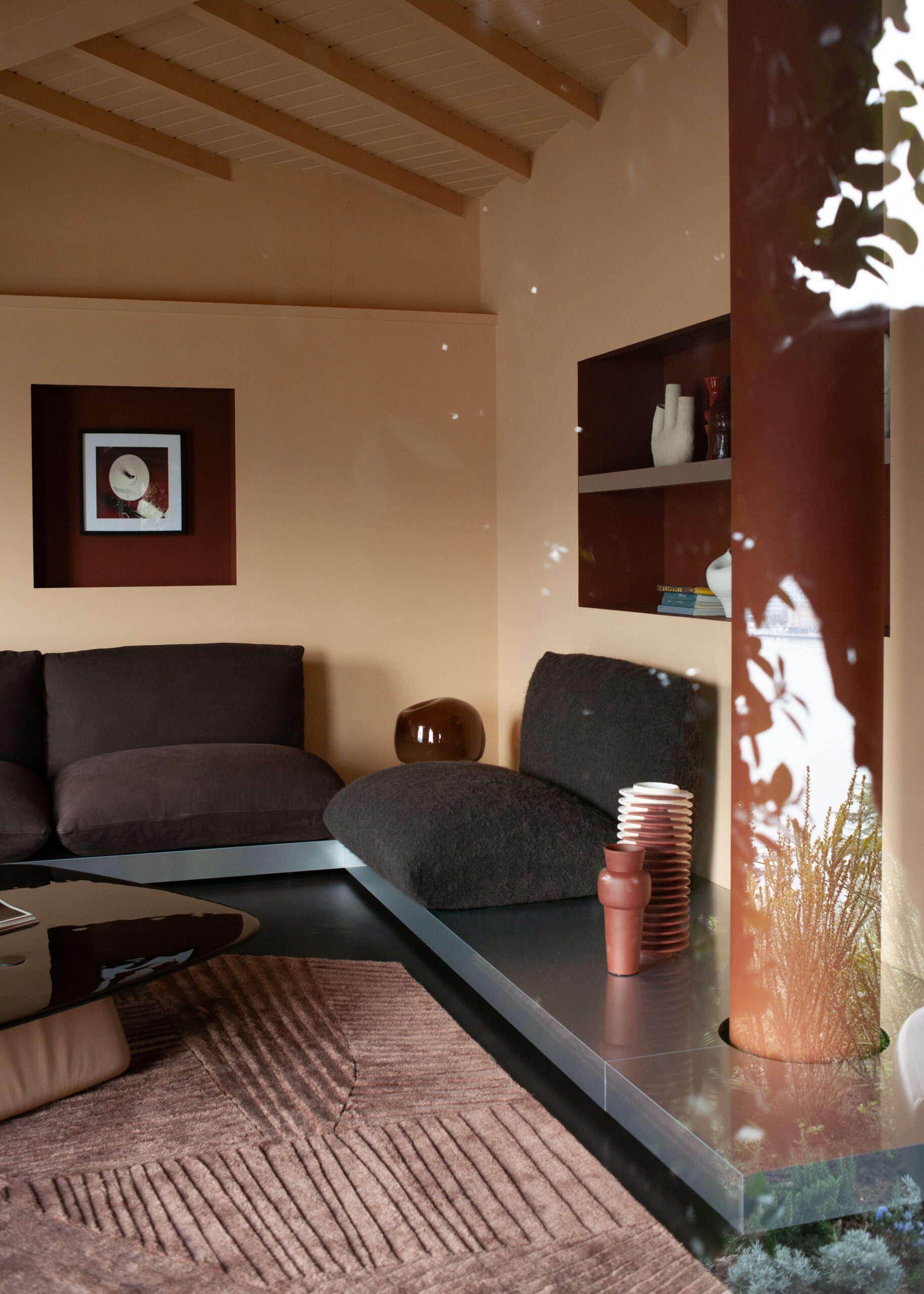 Furniture 16